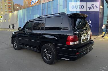 Внедорожник / Кроссовер Lexus LX 2006 в 