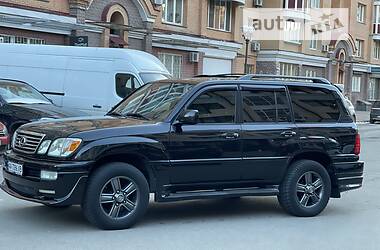 Внедорожник / Кроссовер Lexus LX 2006 в 