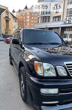 Внедорожник / Кроссовер Lexus LX 2006 в 