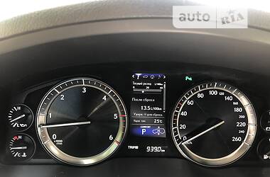 Позашляховик / Кросовер Lexus LX 2016 в Запоріжжі