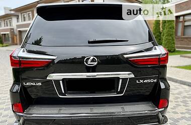 Внедорожник / Кроссовер Lexus LX 2016 в Киеве