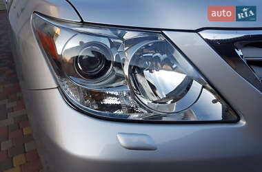 Внедорожник / Кроссовер Lexus LX 2008 в 