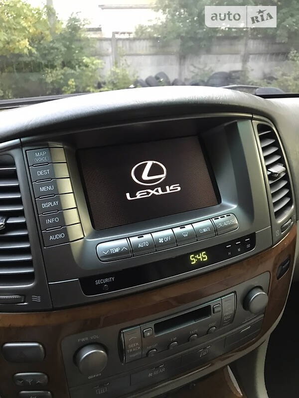 Позашляховик / Кросовер Lexus LX 2006 в Чернігові