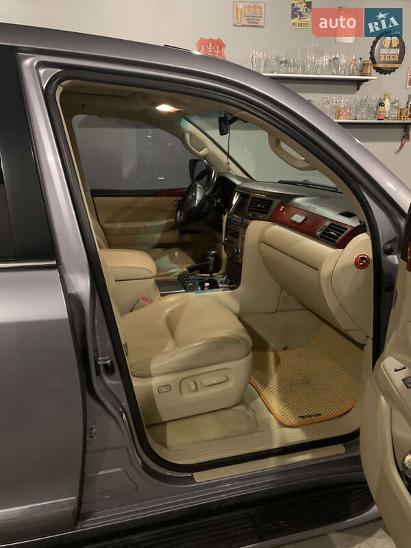 Внедорожник / Кроссовер Lexus LX 2008 в Ивано-Франковске