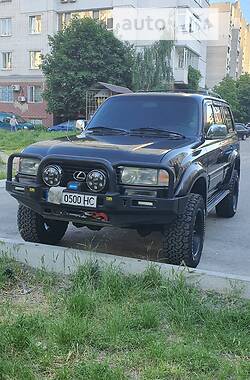 Внедорожник / Кроссовер Lexus LX 1996 в Киеве