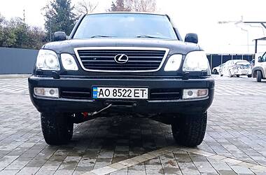 Позашляховик / Кросовер Lexus LX 2002 в Ужгороді