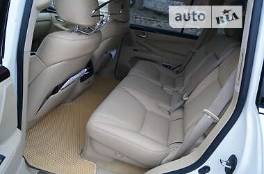 Внедорожник / Кроссовер Lexus LX 2011 в 