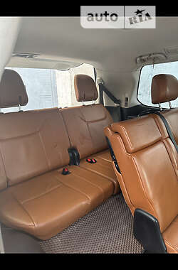 Позашляховик / Кросовер Lexus LX 2010 в 