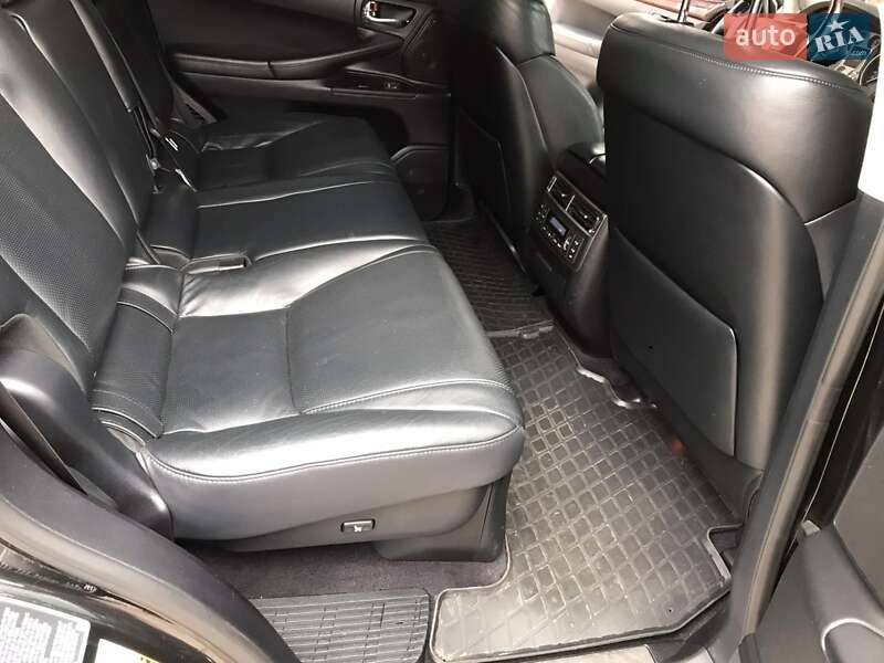 Позашляховик / Кросовер Lexus LX 2011 в Харкові