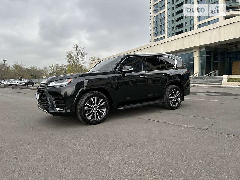 Позашляховик / Кросовер Lexus LX 2022 в 