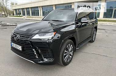 Позашляховик / Кросовер Lexus LX 2022 в 