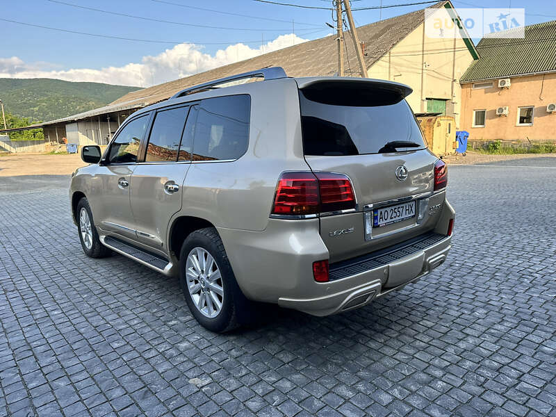 Внедорожник / Кроссовер Lexus LX 2008 в Виноградове