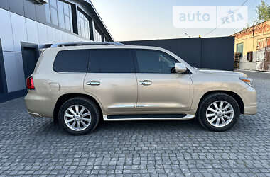 Позашляховик / Кросовер Lexus LX 2008 в 