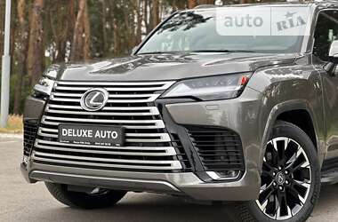 Внедорожник / Кроссовер Lexus LX 2023 в 