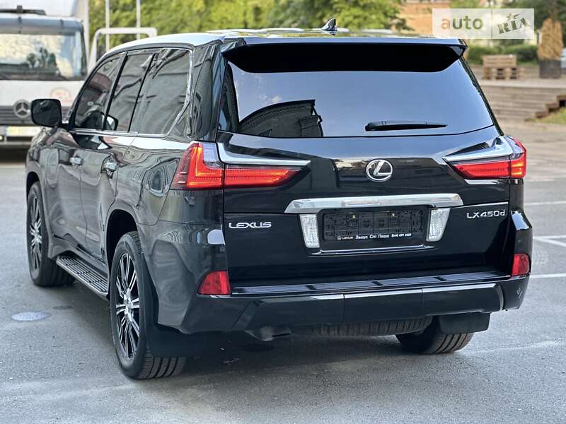 Позашляховик / Кросовер Lexus LX 2017 в Києві
