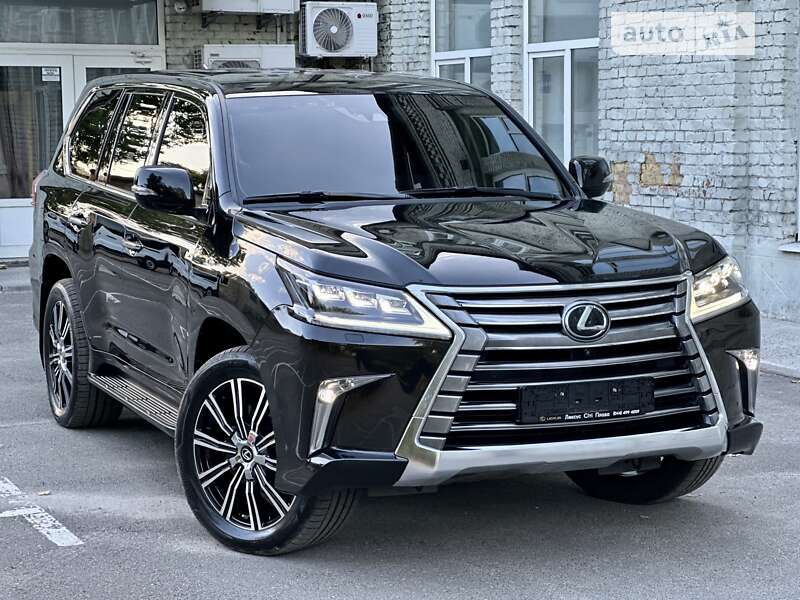 Позашляховик / Кросовер Lexus LX 2017 в Києві