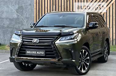 Внедорожник / Кроссовер Lexus LX 2021 в 