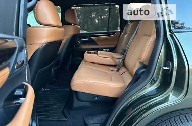 Внедорожник / Кроссовер Lexus LX 2021 в 
