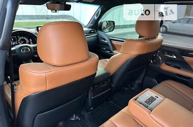 Внедорожник / Кроссовер Lexus LX 2021 в 