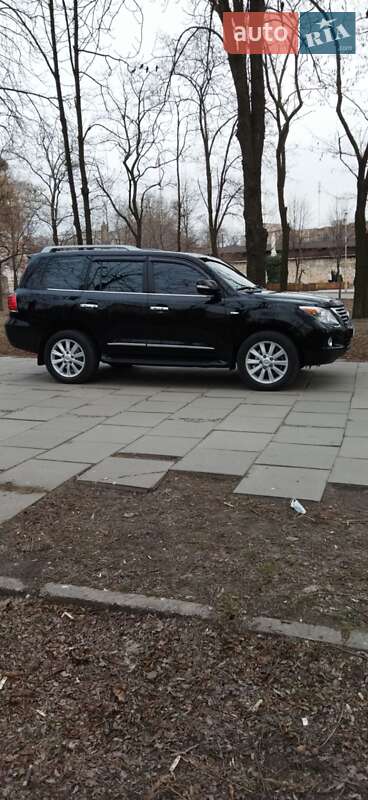 Позашляховик / Кросовер Lexus LX 2008 в Запоріжжі