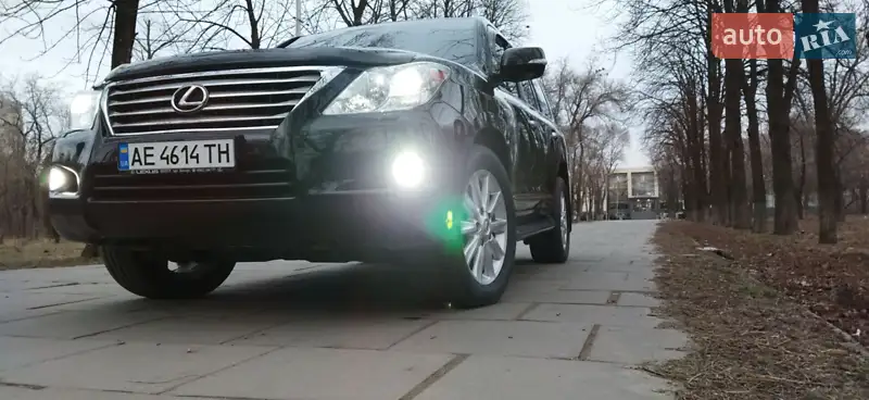 Lexus LX