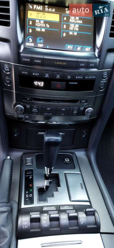 Внедорожник / Кроссовер Lexus LX 2008 в Запорожье
