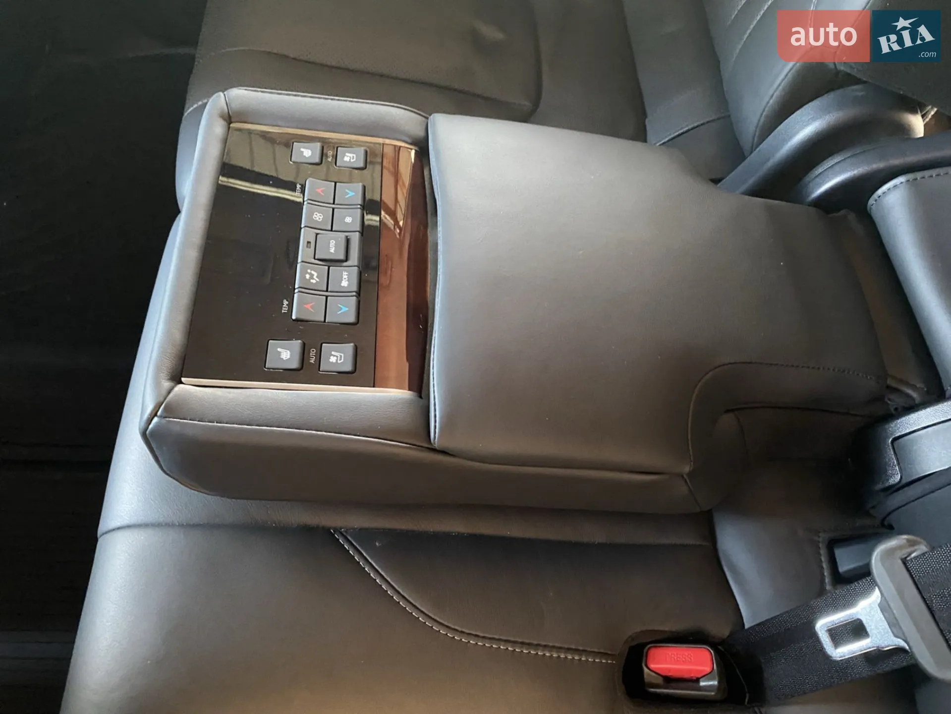 2018 Lexus LX - мініатюра 13