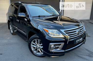 Внедорожник / Кроссовер Lexus LX 2013 в 