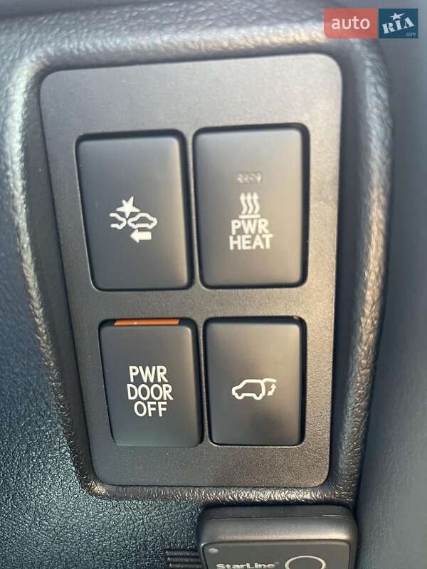 Позашляховик / Кросовер Lexus LX 2017 в Києві