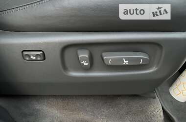 Внедорожник / Кроссовер Lexus LX 2007 в 