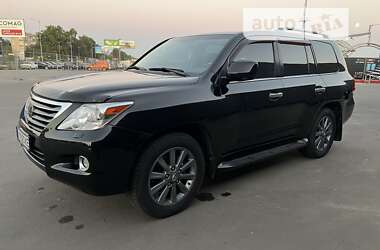 Внедорожник / Кроссовер Lexus LX 2007 в 