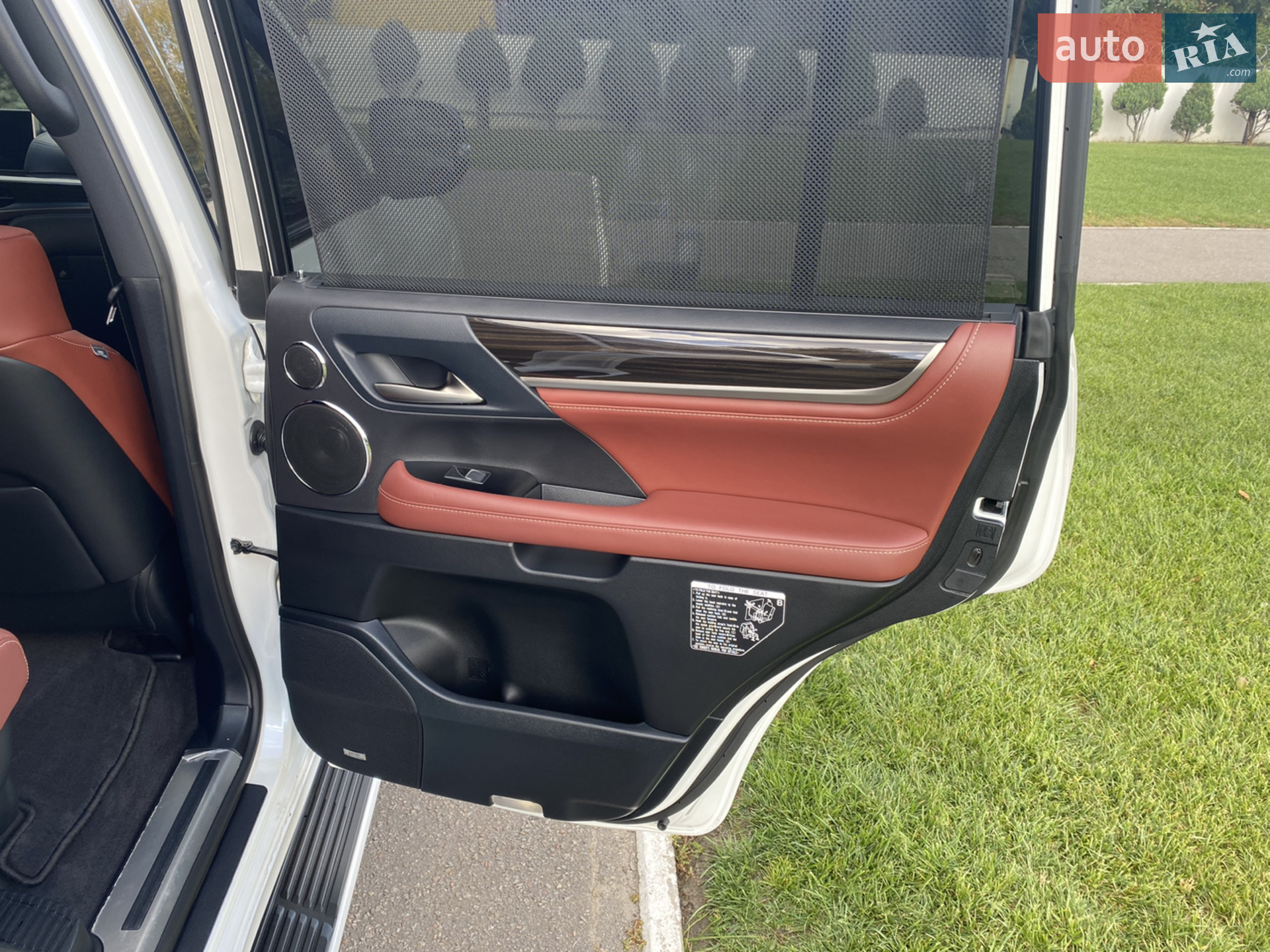 2019 Lexus LX - мініатюра 22