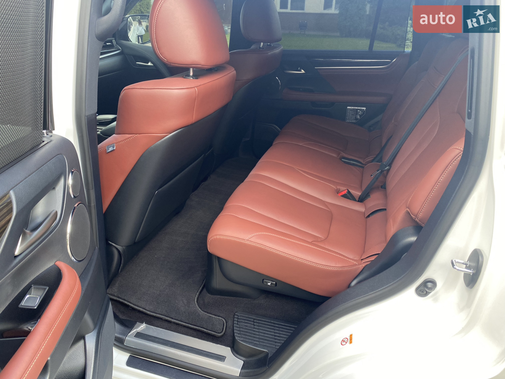 2019 Lexus LX - мініатюра 25