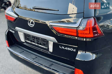 Внедорожник / Кроссовер Lexus LX 2016 в 