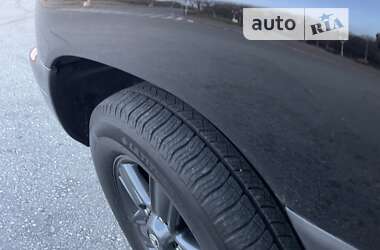 Внедорожник / Кроссовер Lexus LX 2005 в 