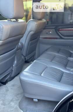 Внедорожник / Кроссовер Lexus LX 1999 в 