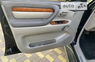 Внедорожник / Кроссовер Lexus LX 2005 в Луцке