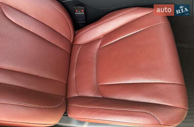 Внедорожник / Кроссовер Lexus LX 2019 в 