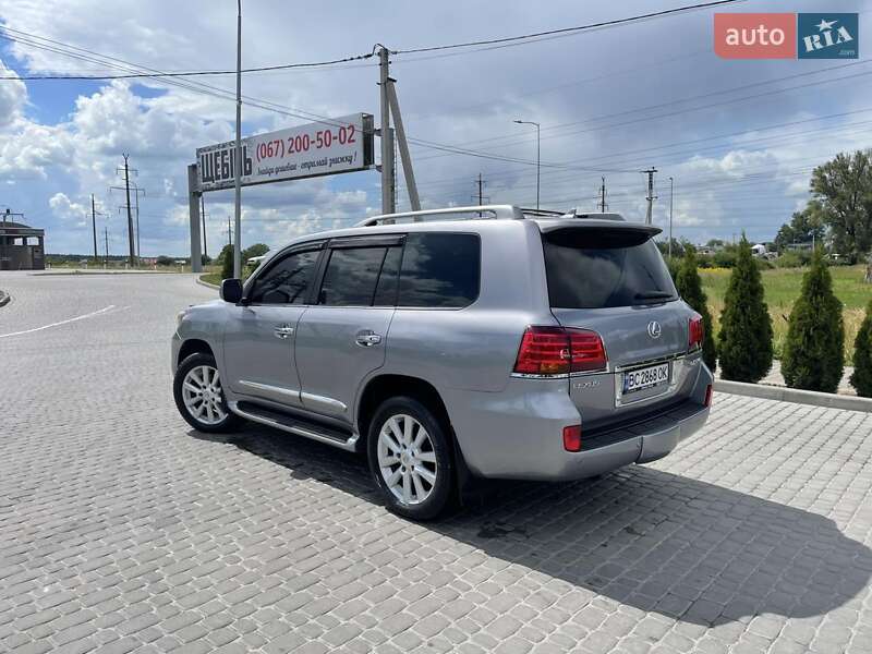 Внедорожник / Кроссовер Lexus LX 2008 в Львове