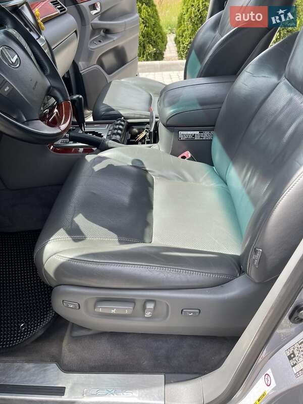 Внедорожник / Кроссовер Lexus LX 2008 в Львове
