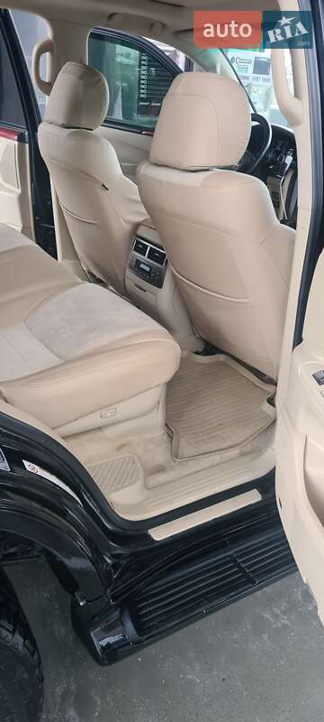 Позашляховик / Кросовер Lexus LX 2008 в Львові