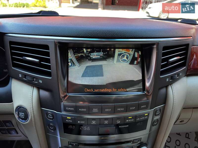 Внедорожник / Кроссовер Lexus LX 2008 в Львове