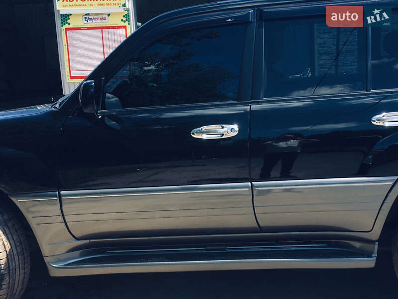 Позашляховик / Кросовер Lexus LX 2005 в Києві