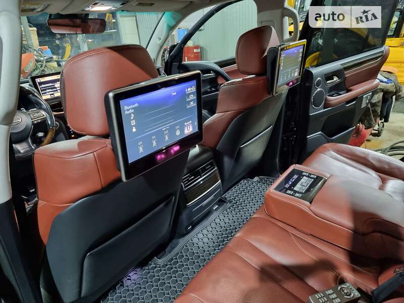 Позашляховик / Кросовер Lexus LX 2016 в Чернівцях фото 50 Позашляховик / Кросовер Lexus LX 2016 в Чернівцях