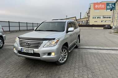 Внедорожник / Кроссовер Lexus LX 2008 в Рожище