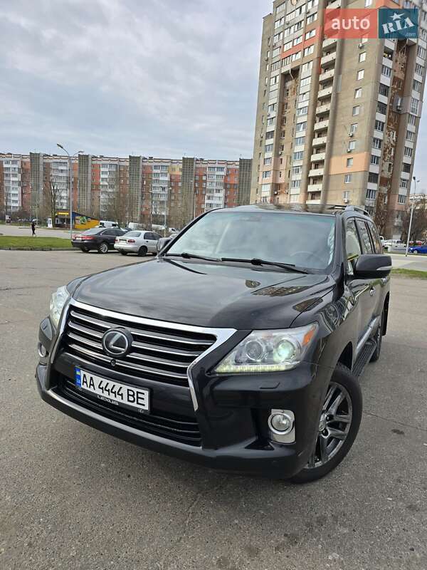 Позашляховик / Кросовер Lexus LX 2008 в Черкасах