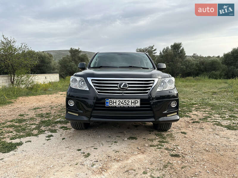 Внедорожник / Кроссовер Lexus LX 2011 в Черноморске фото 2 Внедорожник / Кроссовер Lexus LX 2011 в Черноморске