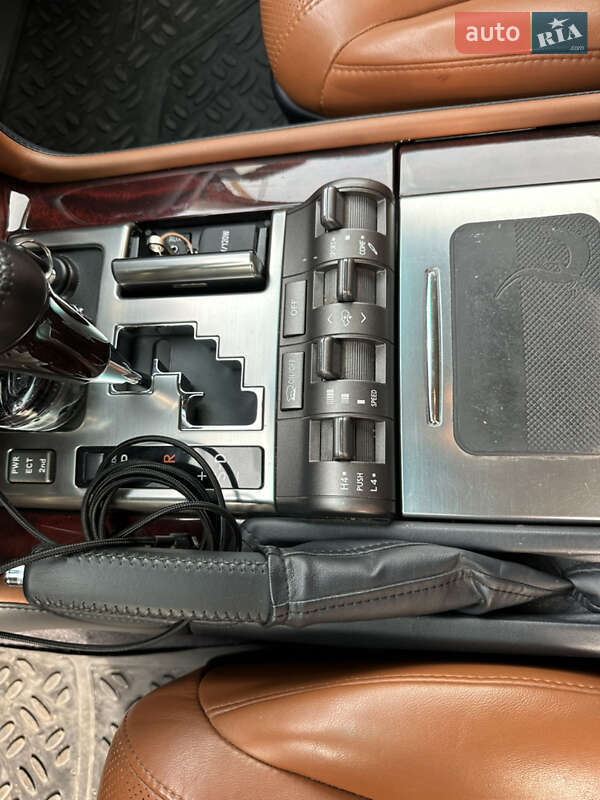Внедорожник / Кроссовер Lexus LX 2011 в Черноморске фото 28 Внедорожник / Кроссовер Lexus LX 2011 в Черноморске
