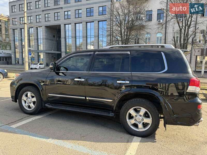 Внедорожник / Кроссовер Lexus LX 2014 в Днепре