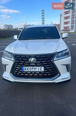 Позашляховик / Кросовер Lexus LX 2017 в 